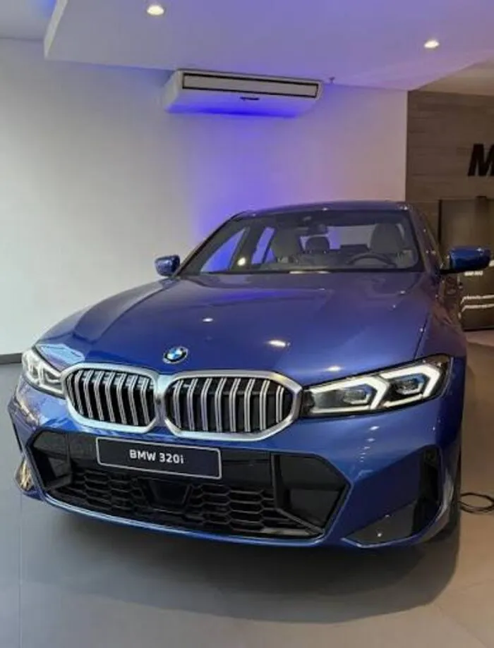 O carro dos sonhos na garagem